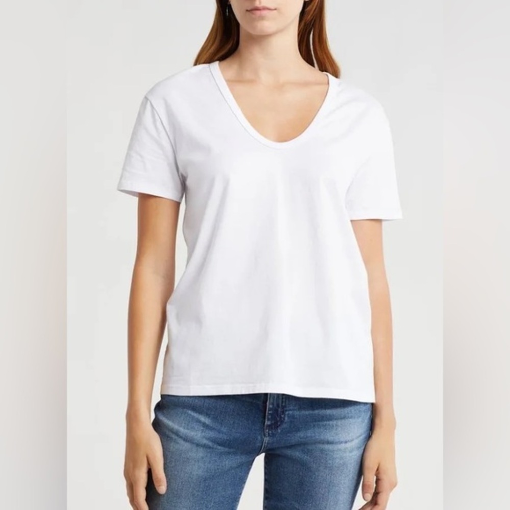 AG Women’s Henson V-Neck T-Shirt